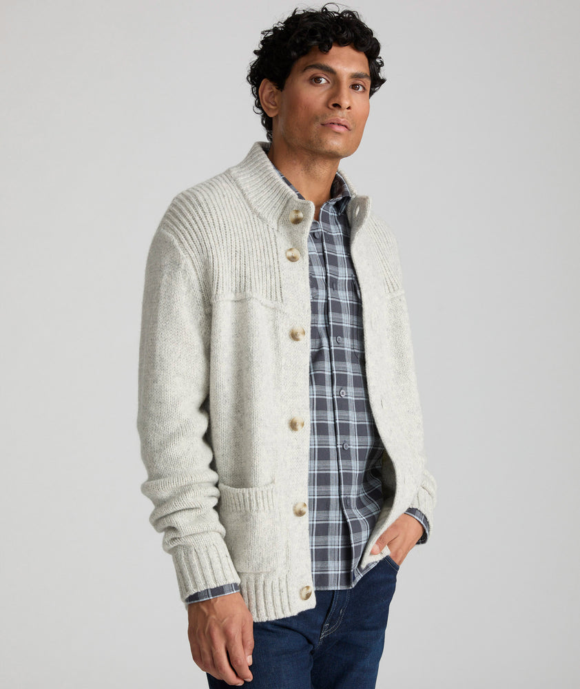 Model is wearing UNTUCKit Wool Blend Chunky Cardigan in Gray.